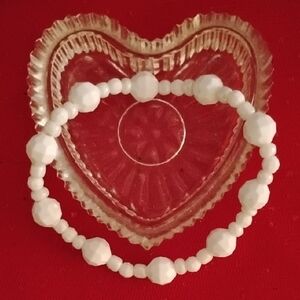 Elegant White Beaded Bracelet